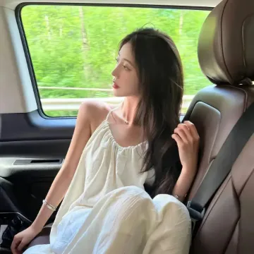 夏雨女士